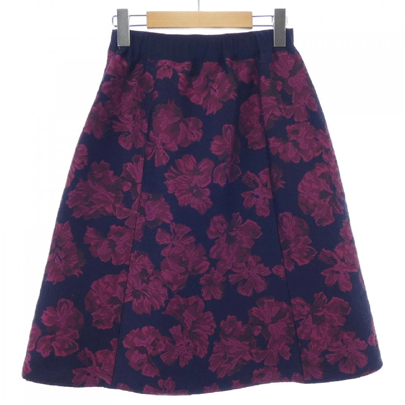 Để trở nên thanh lịch TO BE CHIC chân váy 646867