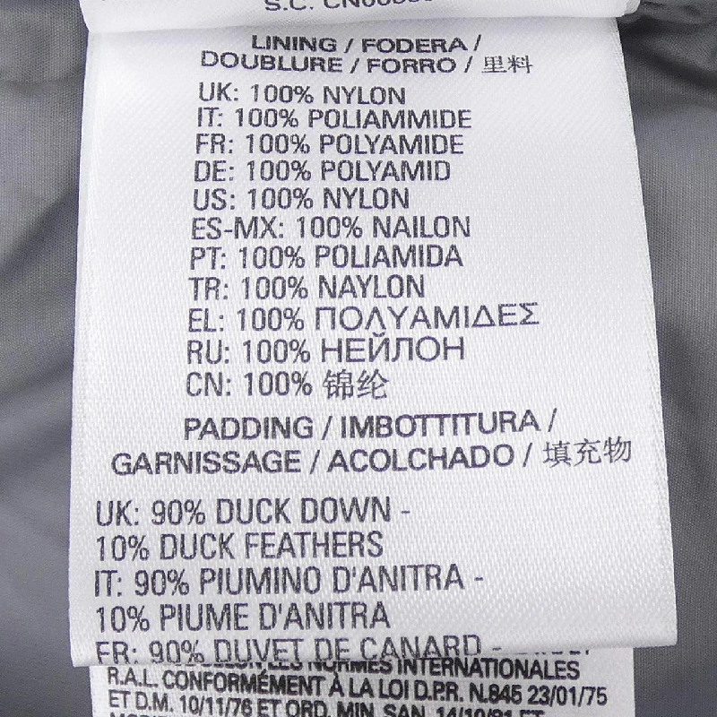 Áo khoác lông vũ DIESEL - Hàng hiệu Chính hãng 821946