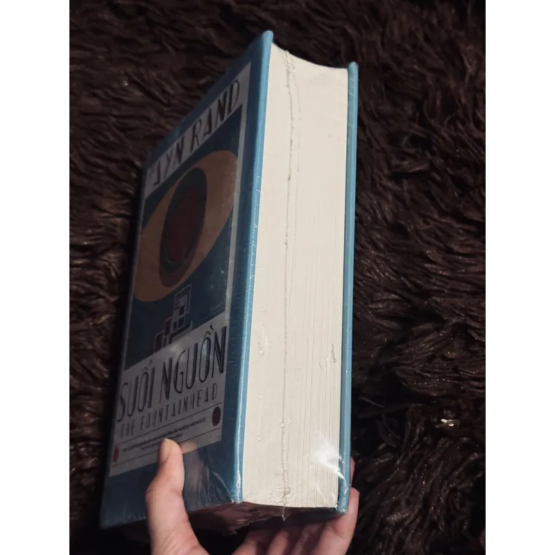 Suối nguồn (Bìa cứng, seal) 933909