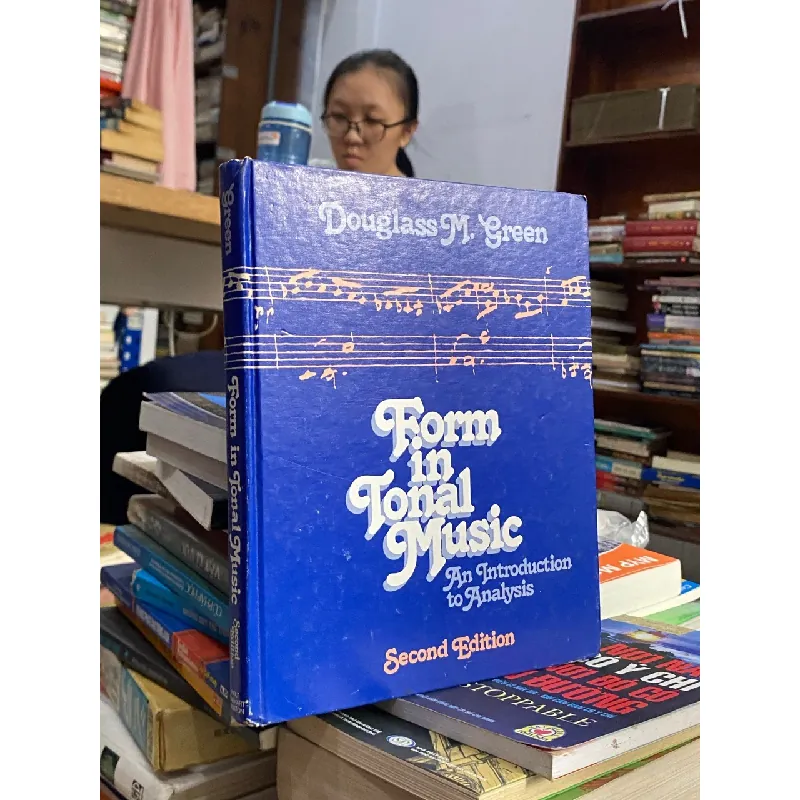 Form in Tonal Music : An Introduction to Analysis - Douglass M. Green 553198