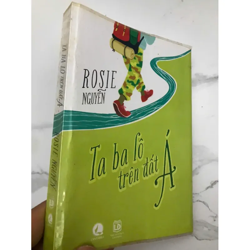Ta ba lô trên đất Á - Rosie Nguyễn 600190