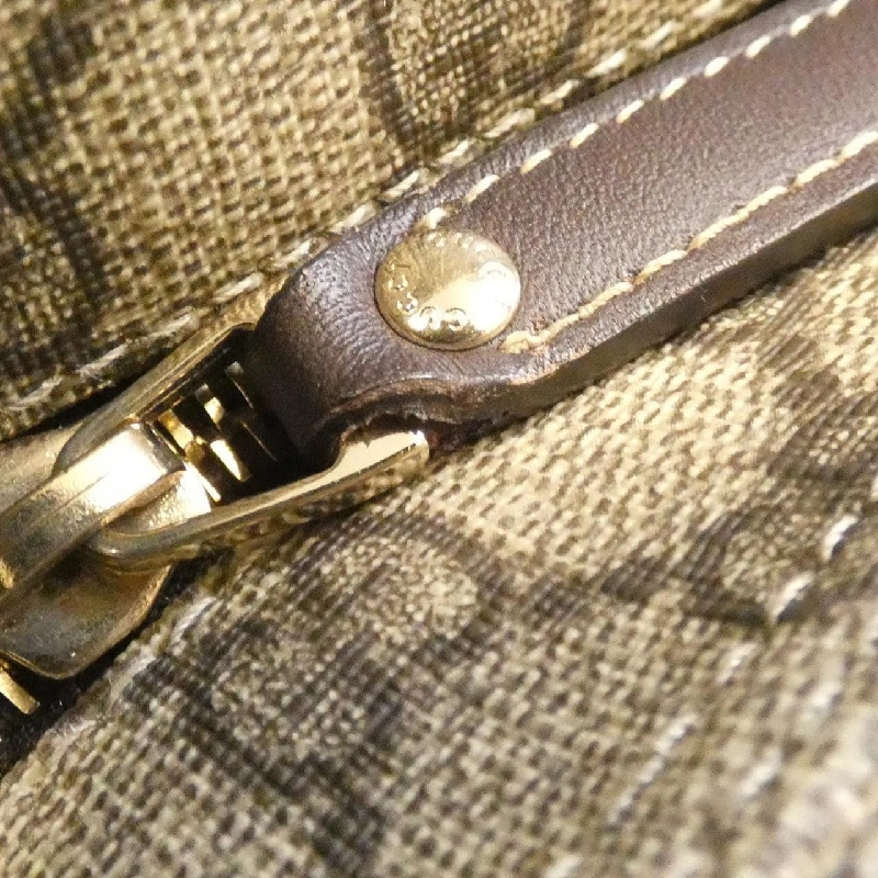 Túi đeo vai Gucci 201446 KGDIG 608563