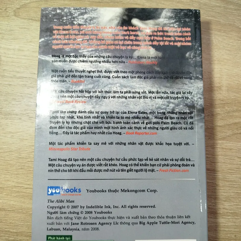 Người làm chứng 688051