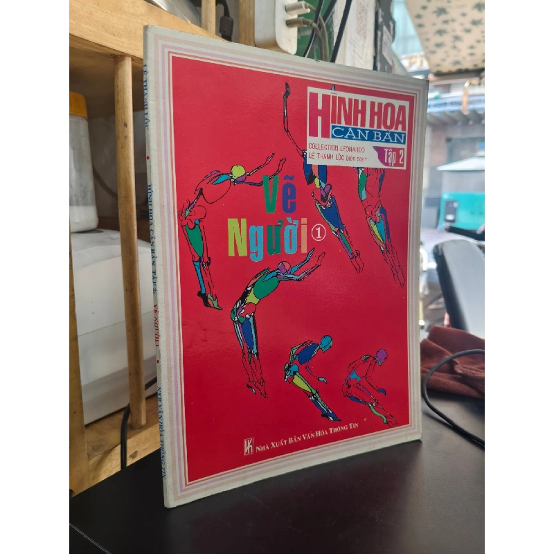 Hình hoạ cơ bản tập 2: Vẽ người I - Lê Thanh Lộc biên soạn 752067