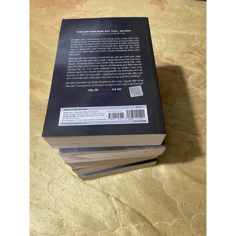 TRỌN BỘ 50 SẮC THÁI (5 TẬP)- E. L. JAMES 557013