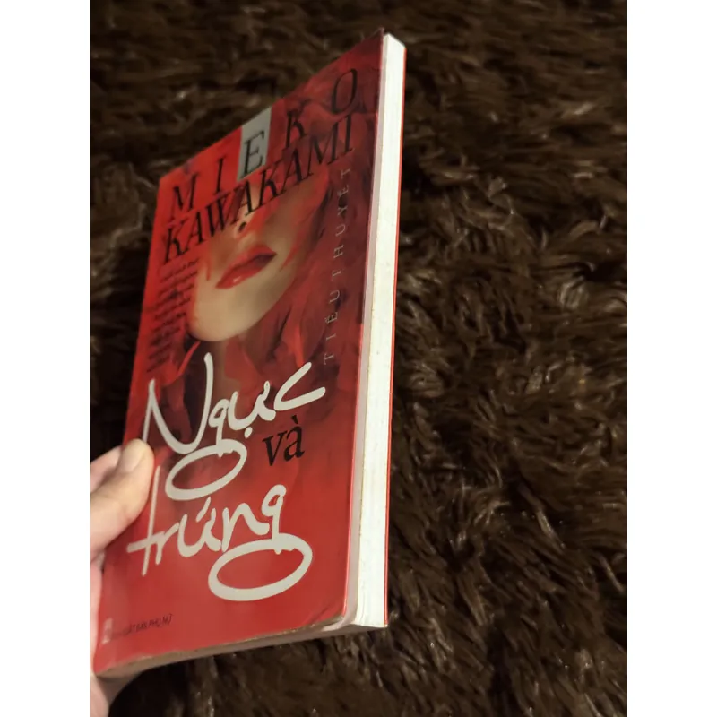 Ngực và trứng 711926