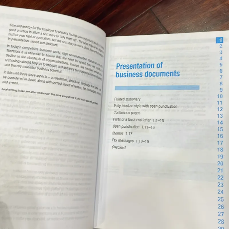 Mẫu thư tín thương mại tiếng anh Model business letters emails & other business documents  1035005