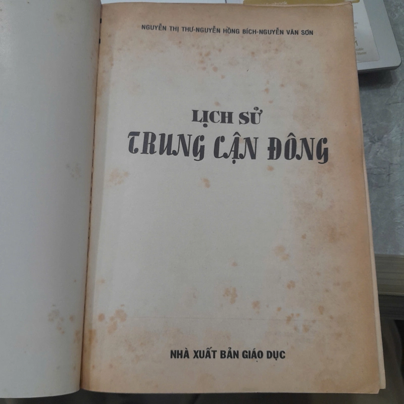 LỊCH SỬ TRUNG CẬN ĐÔNG - NGUYỄN THỊ THƯ 463506