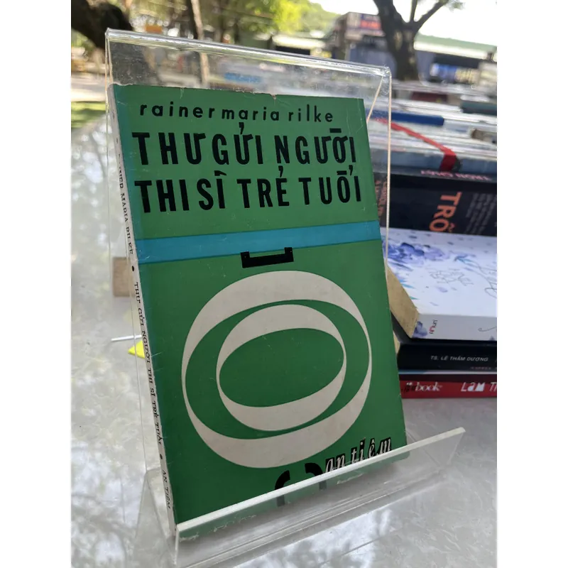 THƯ GỬI NGƯỜI THI SĨ TRẺ TUỔI-HOÀNG THU UYÊN 713232