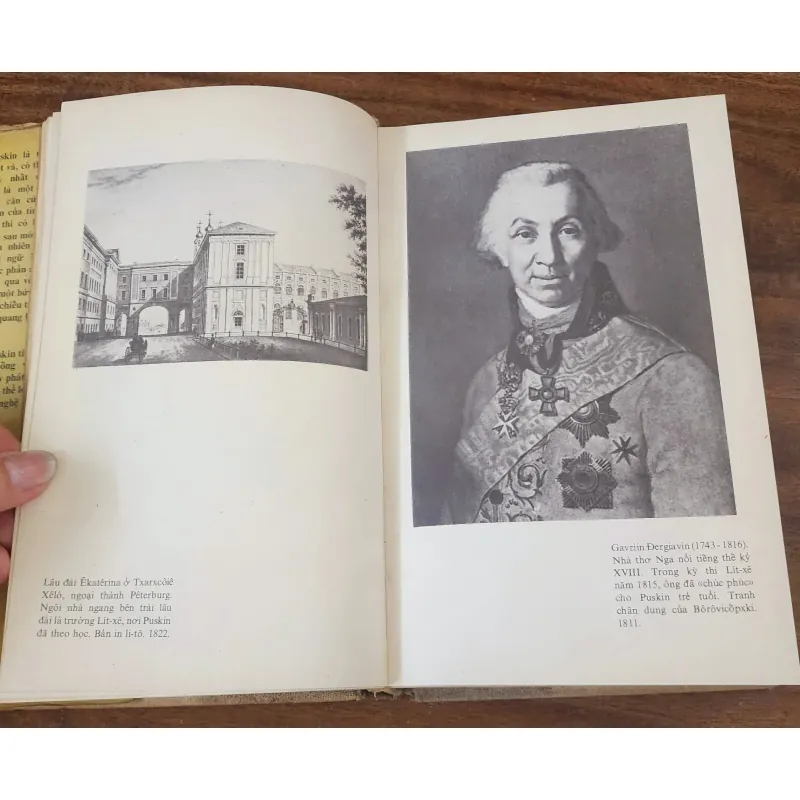 Tuyển tập văn xuôi của Puskin (tranh in màu, 367 trang) 751152