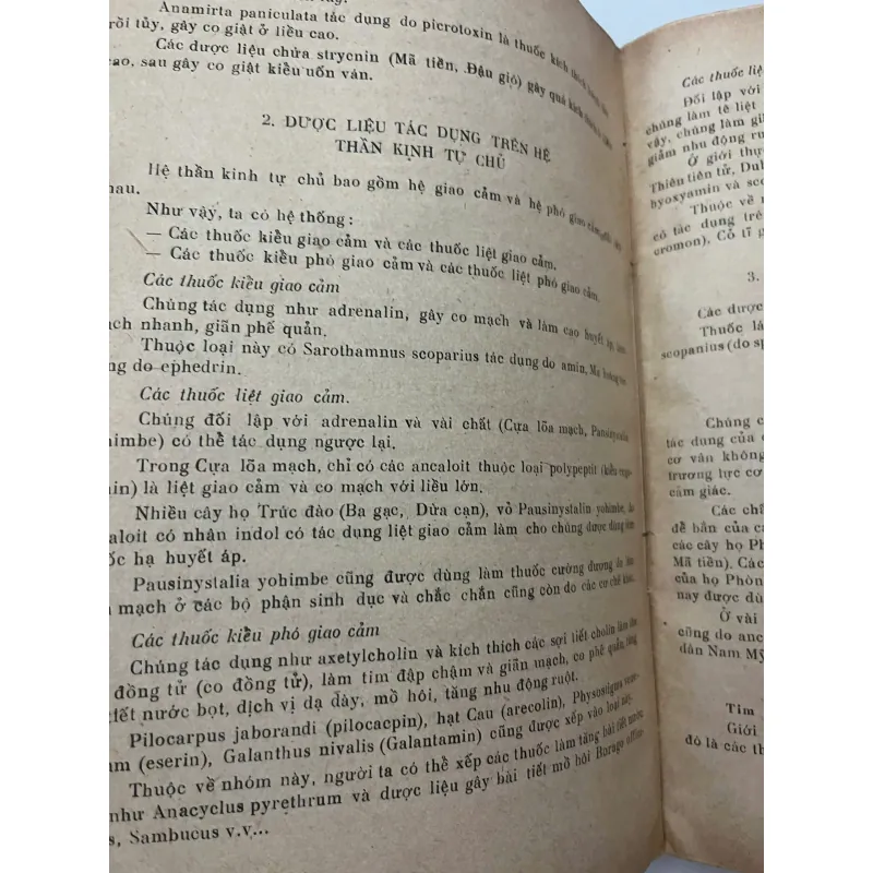 Giản yếu Dược liệu học — R.R. Paris & H. Moyse 1023732