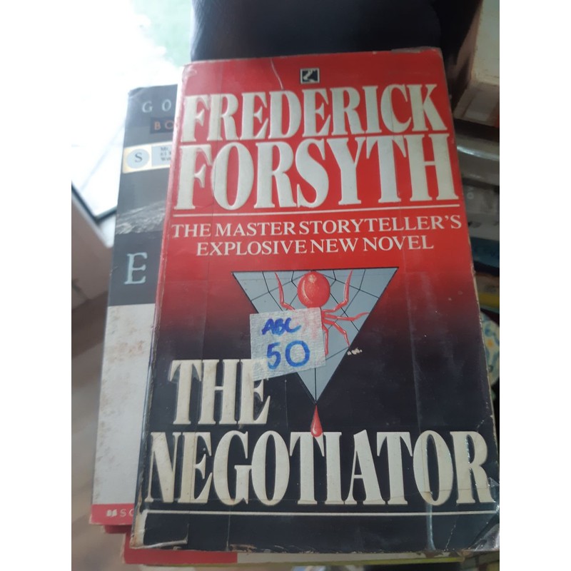 The Negotiator - Frederick Forsyth 169998