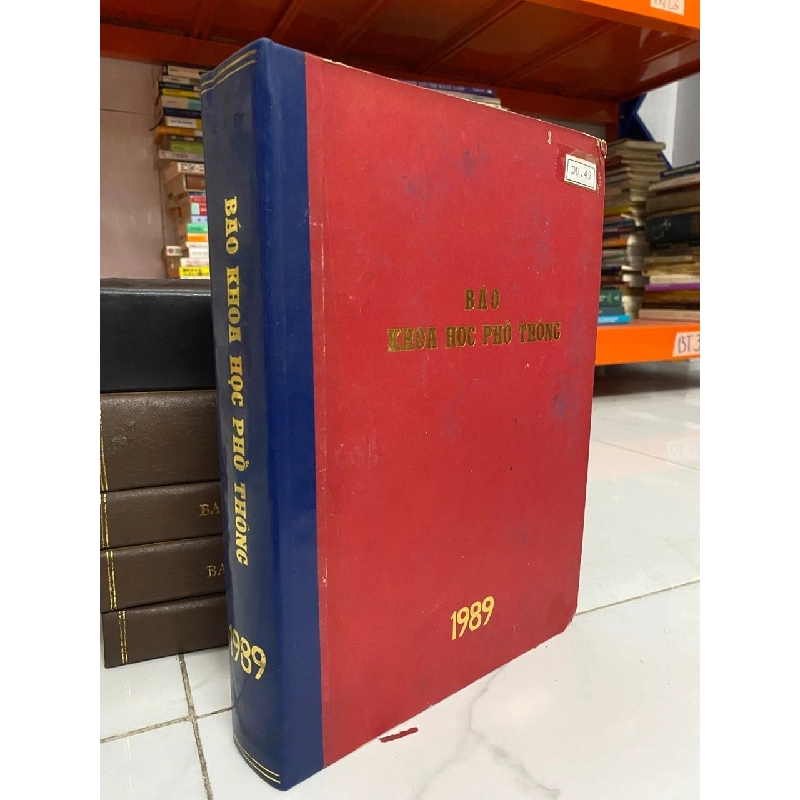 Báo Khoa học phổ thông đóng cuốn 730967