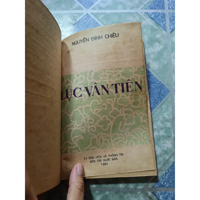 Lục Vân Tiên - Nguyễn Đình Chiểu 1000474