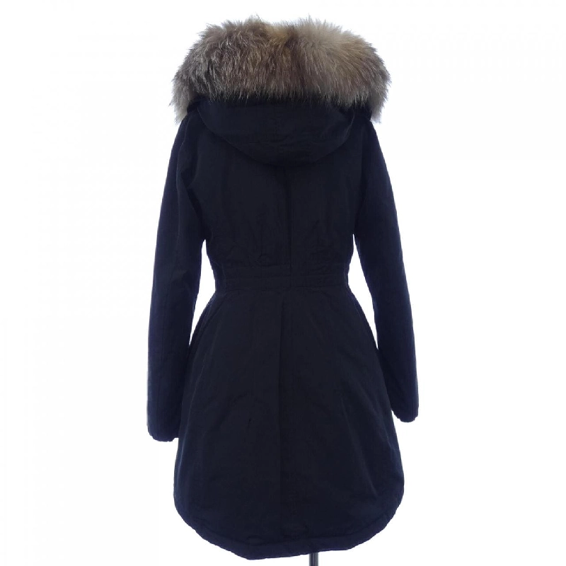 Áo khoác lông vũ MONCLER 635199