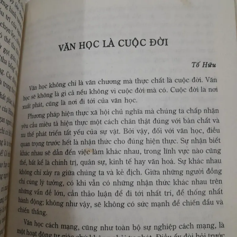 TỐ HỮU thơ và Cách Mạng. Giáo sư Phong Lê. Xb Trẻ 2003 607279