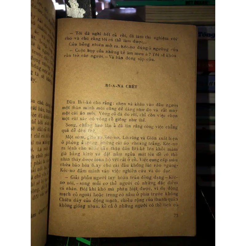 Đầu giáo sư Đô-oen - A-lec-xan-đrơ Bê-li-a-ép 797402