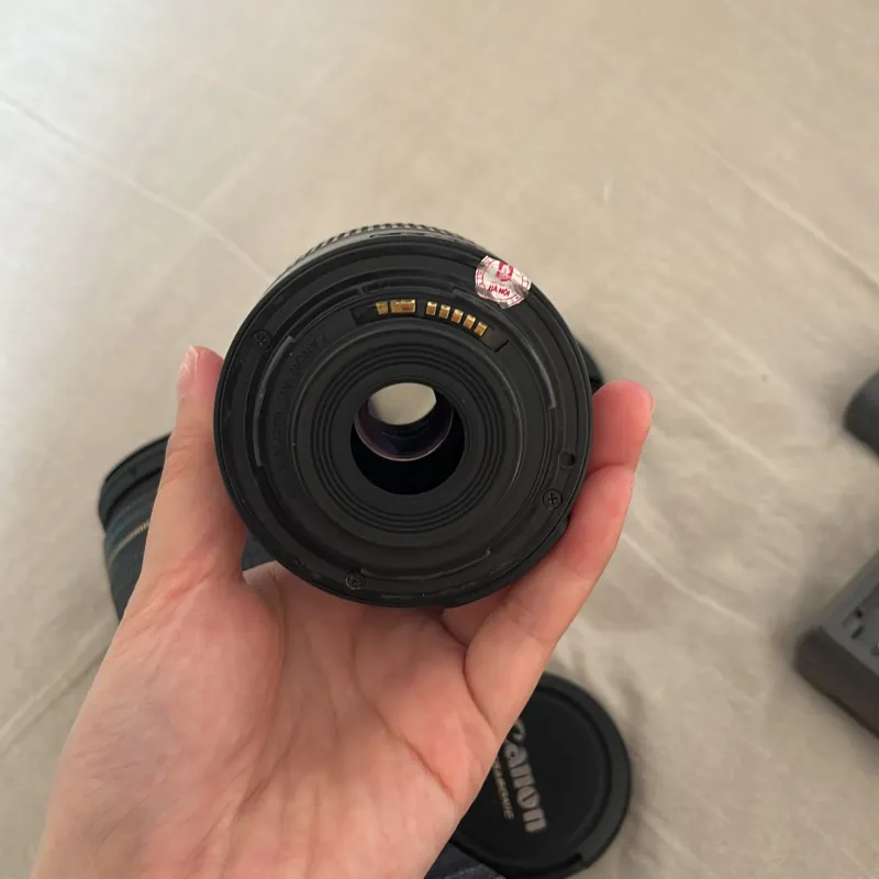 Máy ảnh canon 40D kèm 2 len 18-55 28-80 sử dụng tốt 998505