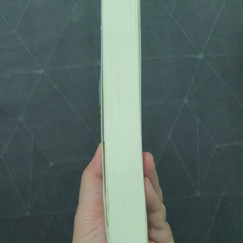 "Một nửa đích thực" (new) - John Marrs (Nhã Nam) 752940