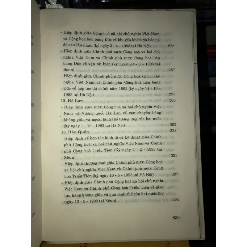 Niên giám các điều ước quốc tế nước Cộng hoà xã hội chủ nghĩa Việt Nam ký năm 1993. 755927