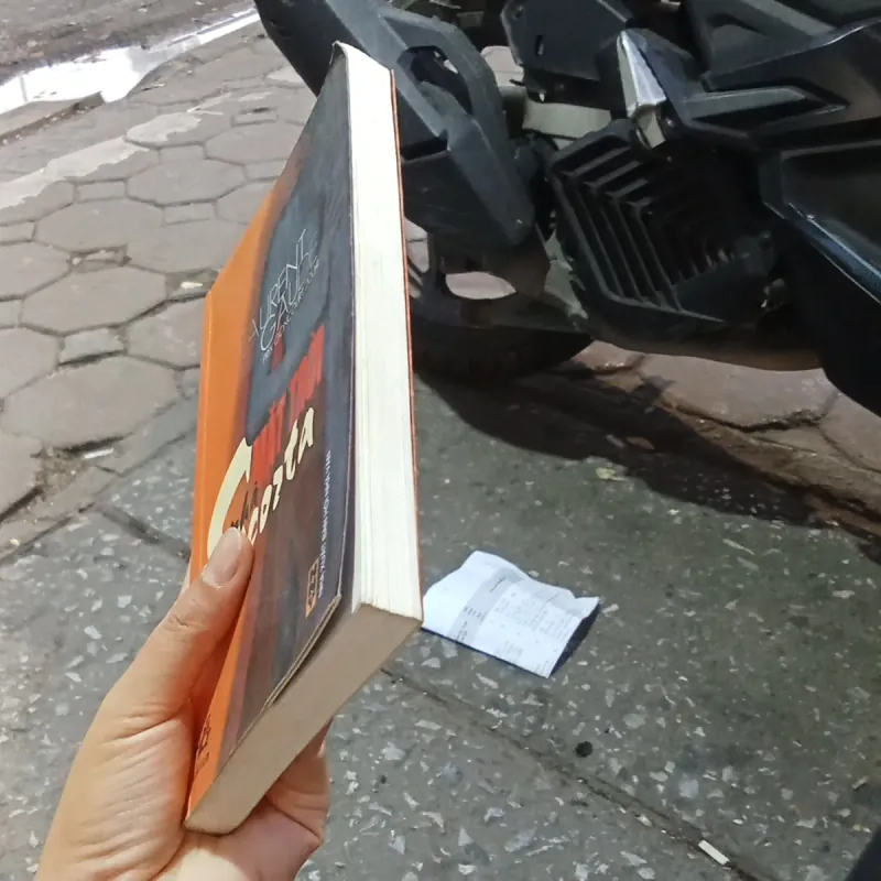 Mặt Trời Nhà Scozta - Laurent Gaude 991975