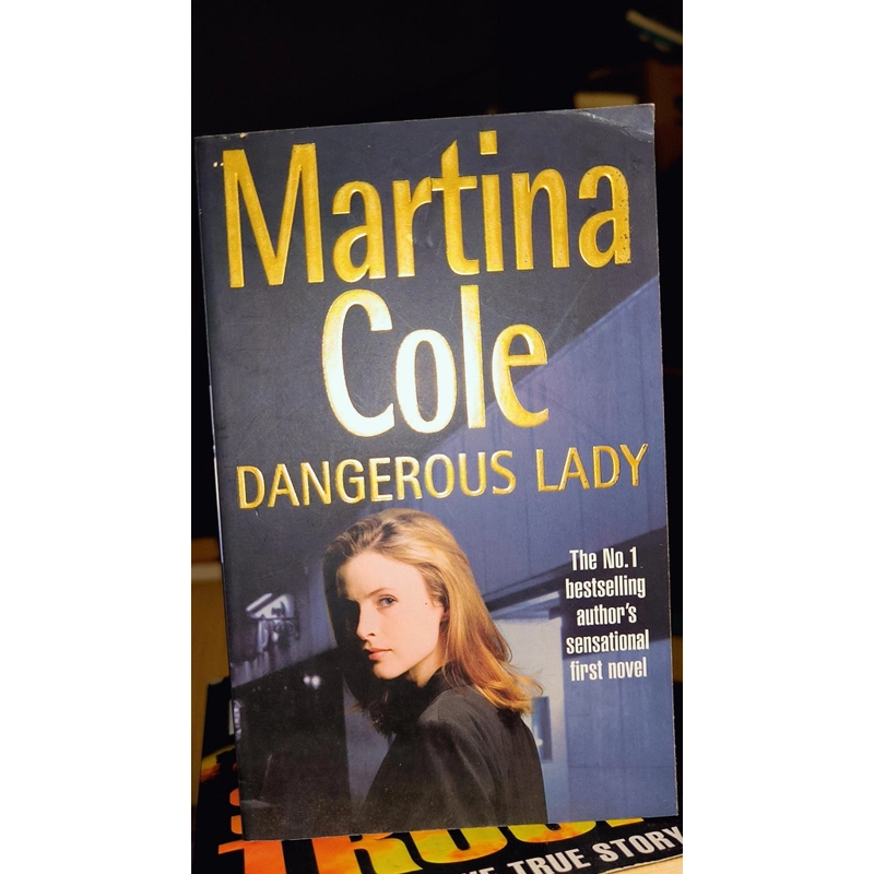 MARTINA COLE - DANGEROUS LADY 496735