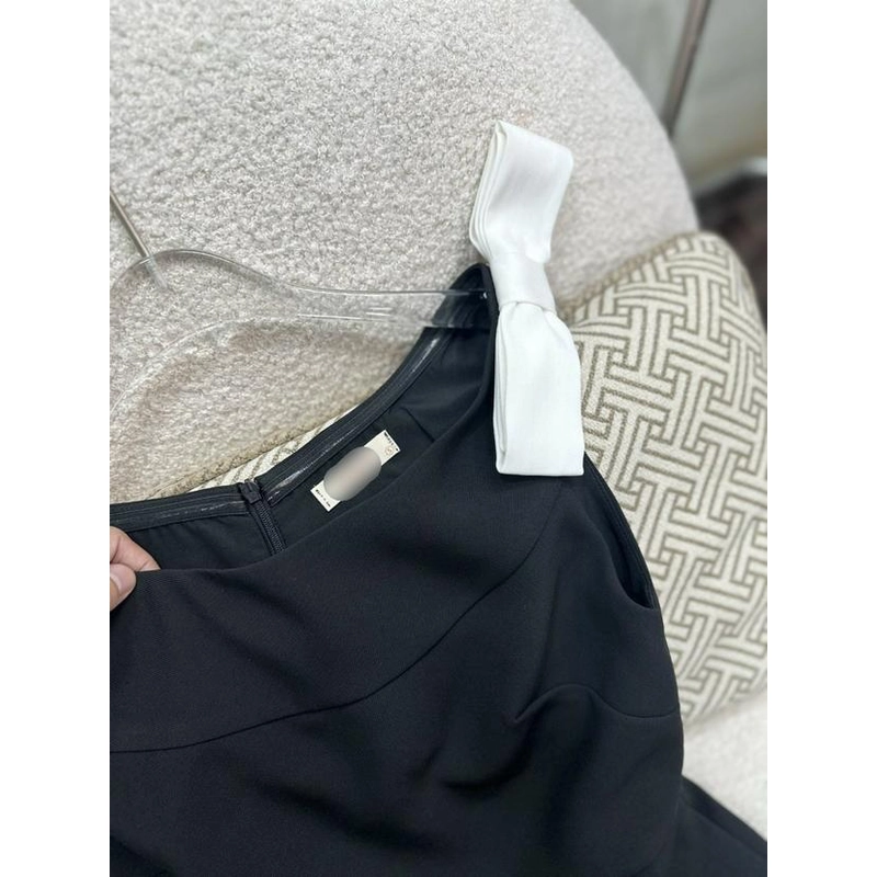 Váy Hobbs nơ trắng size 6 eo 68 cho người tầm 53kg còn mới  517425