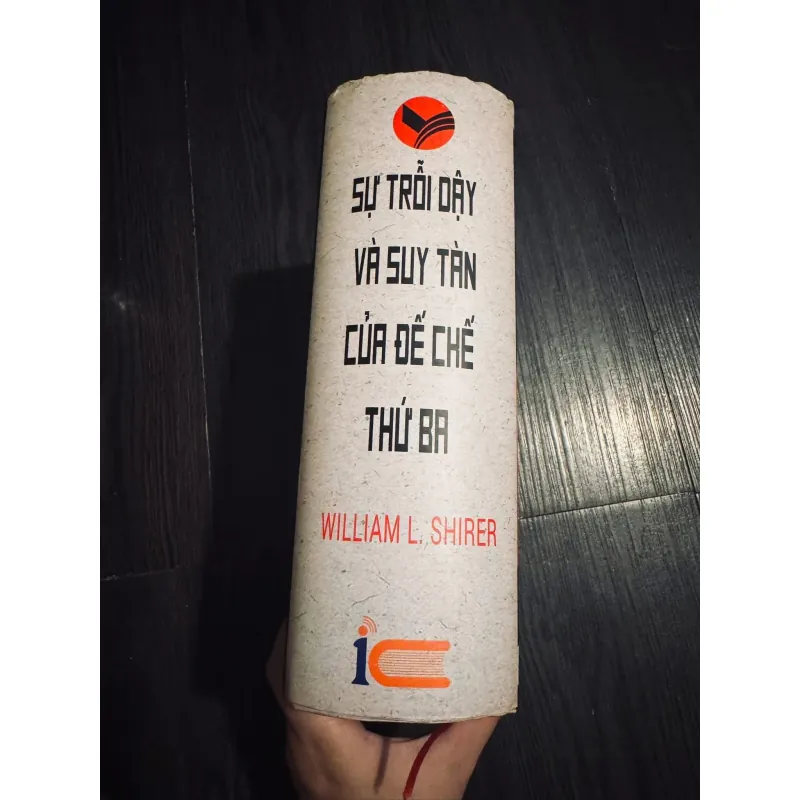 Sự trỗi dậy và suy tàn của đế chế thứ 3  748356