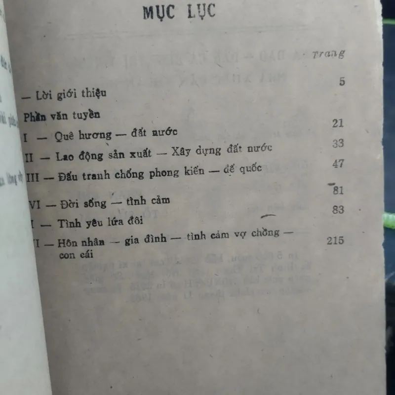 HỌC DÂN GIAN BÌNH TRỊ THIÊN Ca dao dân ca". 563582