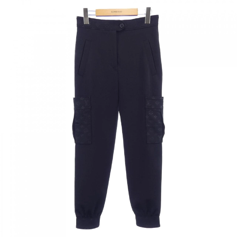 Quần cargo chi tiết monogram LOUIS VUITTON FMPA42D97 646852