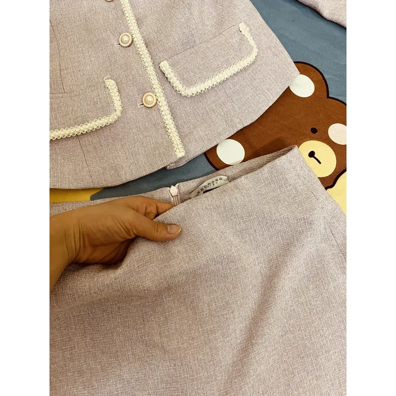 Set dạ gồm vest và chân váy hàng thiết kế pass, màu ở ngoài đẹp hơn 693501