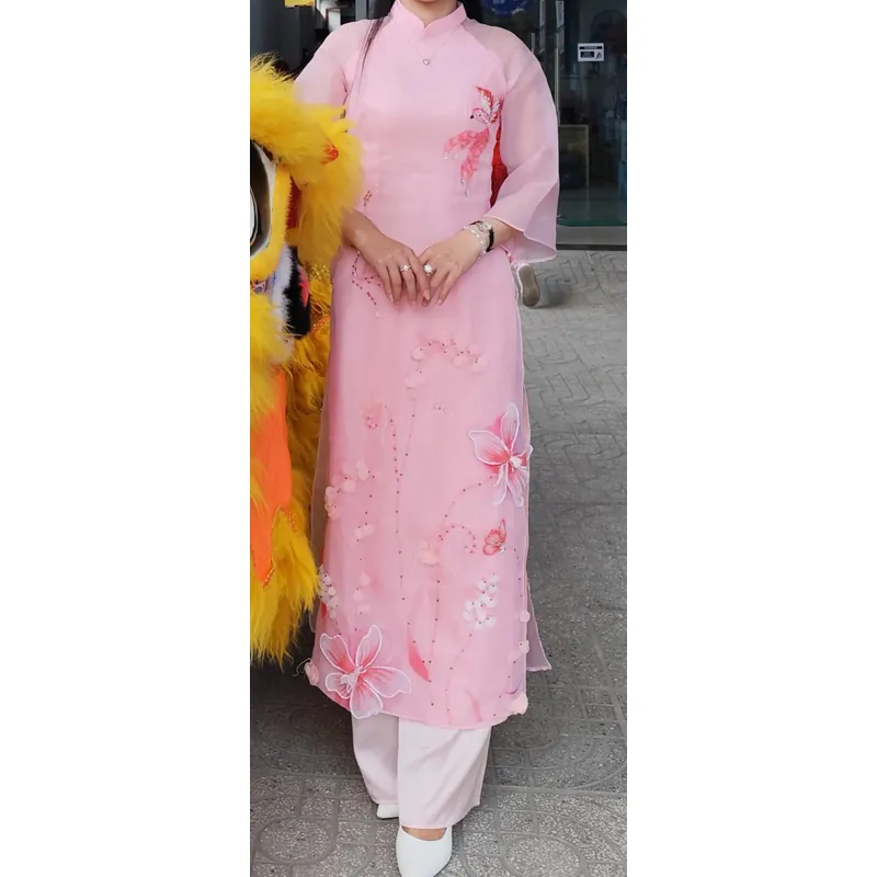 Áo dài Tết đính kết vải tơ có kèm quần 708843