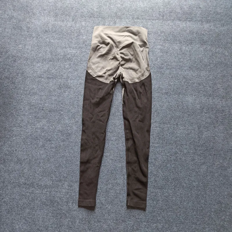 Quần thun ôm mặc tập thể dục phối hai màu 933348