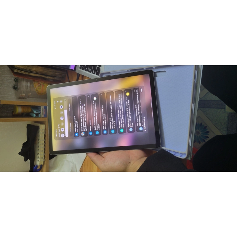 Samsung tab s9 fe 8/256gb màu đen 10.9 inch còn bảo hành hơn 12 tháng, sử dụng tốt 493389
