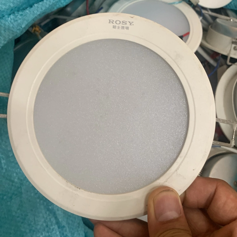Thanh lý đèn Downlight 7w văn phòng 504094