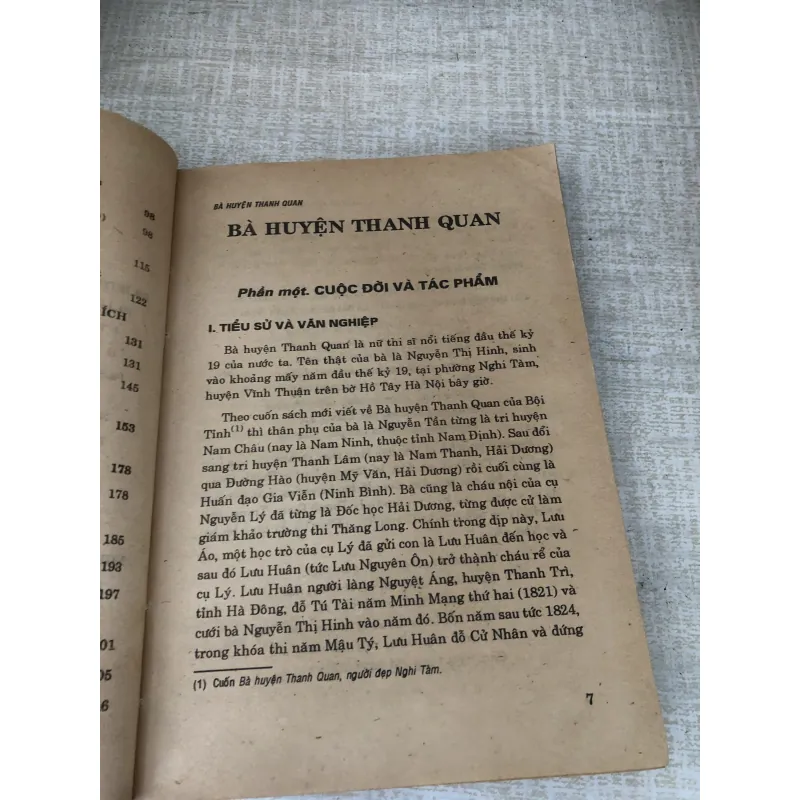 Tủ sách văn học trong nhà trường  995230