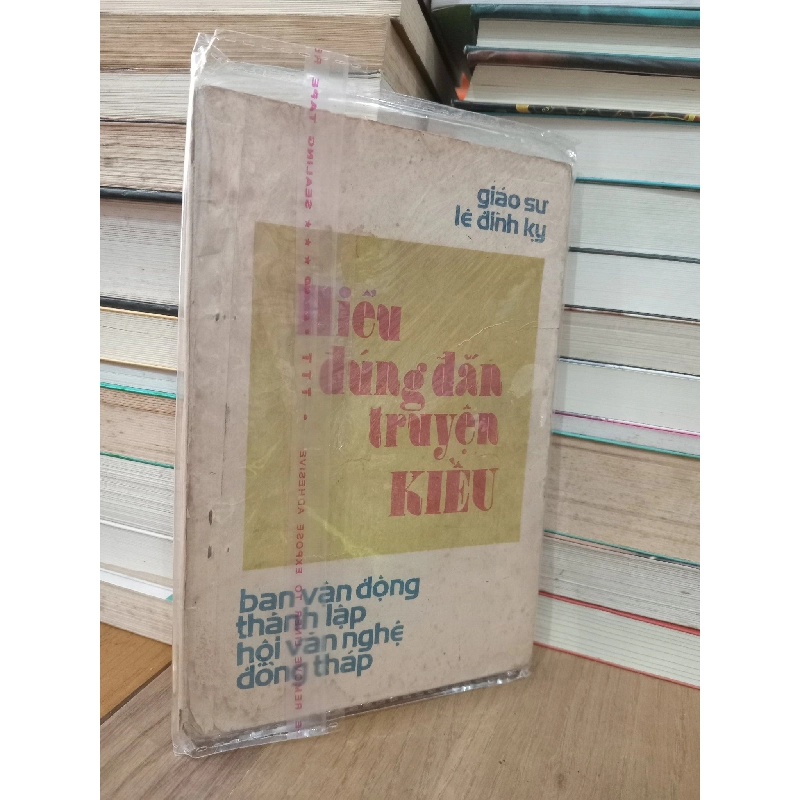 Hiểu đúng đắn truyện Kiều - Gs. Lê Đình Kỵ 179478