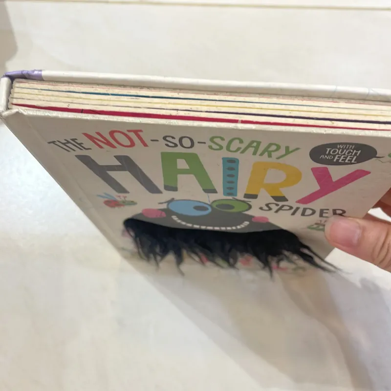 NGOẠI VĂN tiếng anh trẻ em : THE - NOT -so - SCARY HAIRY SPIDER - with touch and feel  1027845