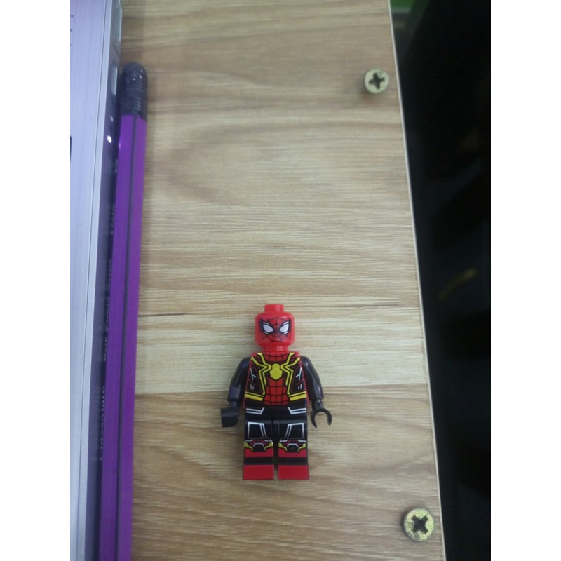 Lego spiderman no way home  69751