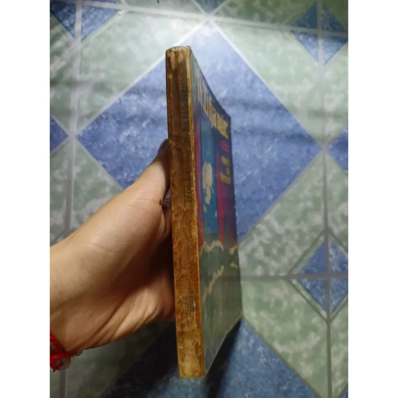 N. XIha núc - Hồi ký - Người tù của Khơme đỏ 1006278