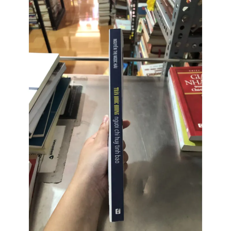 Trần Quốc Hương người chỉ huy tình báo 977544