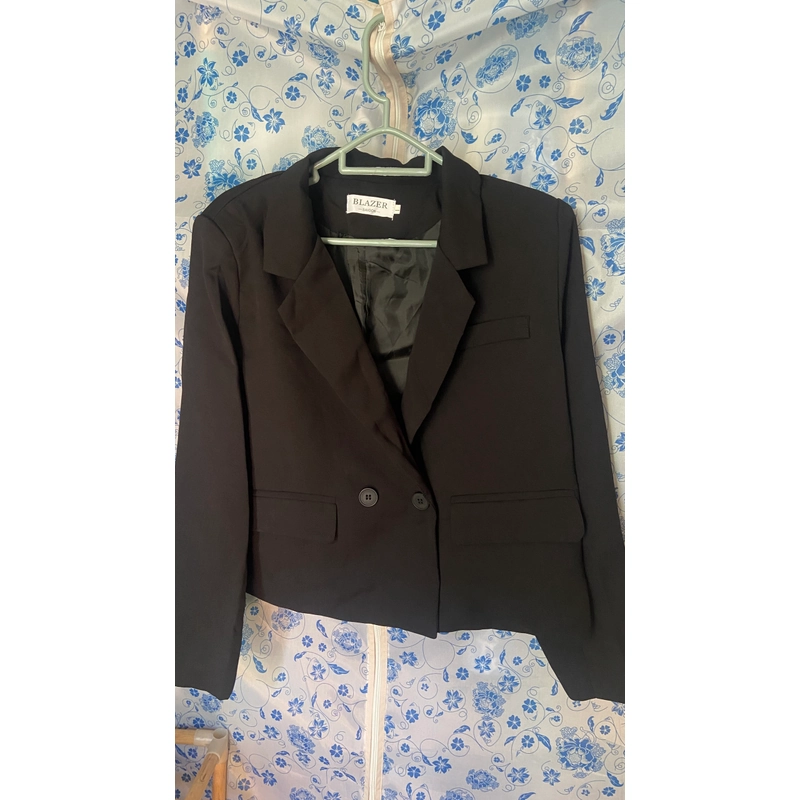 Áo Blazer Nữ Dáng Ngắn Có Túi Áo Blazer 2 lớp Thiết Kế Dày Vừa [Size L] 331044