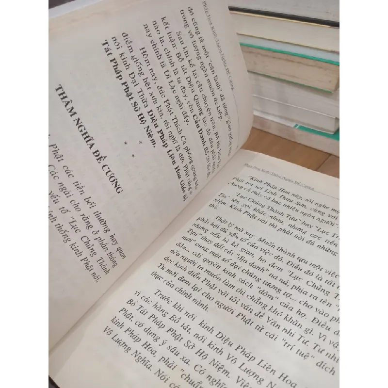 Pháp Hoa Kinh: Thâm nghĩa đề cương, giáo án cao đẳng Phật học - Hòa Thượng Từ Thông 726382