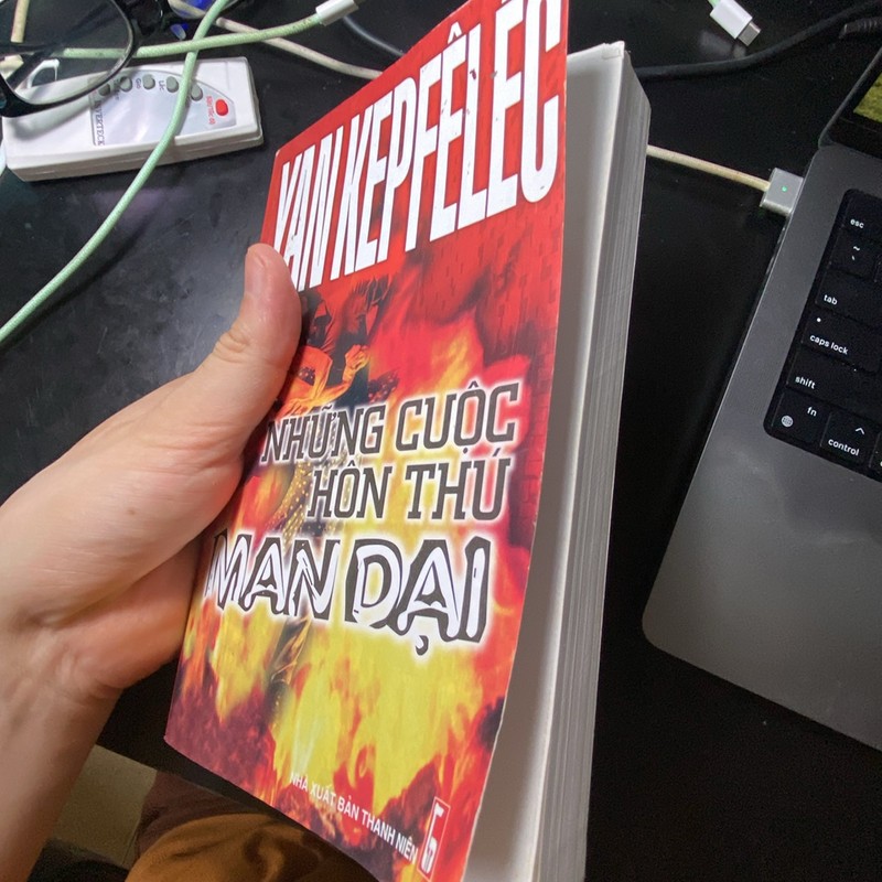 Những cuộc hôn thú man dại ( Giải Goncourt 1985 ) Sách đẹp 188286