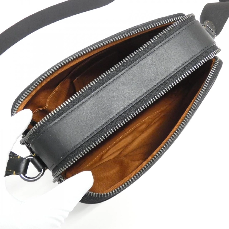 【Sản phẩm mới】Túi xách vai Coach CV921 613913