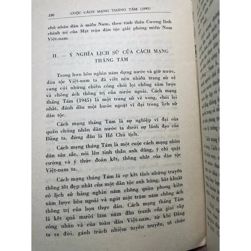 SÁCH CÁCH MẠNG THÁNG TÁM (1945) 736028