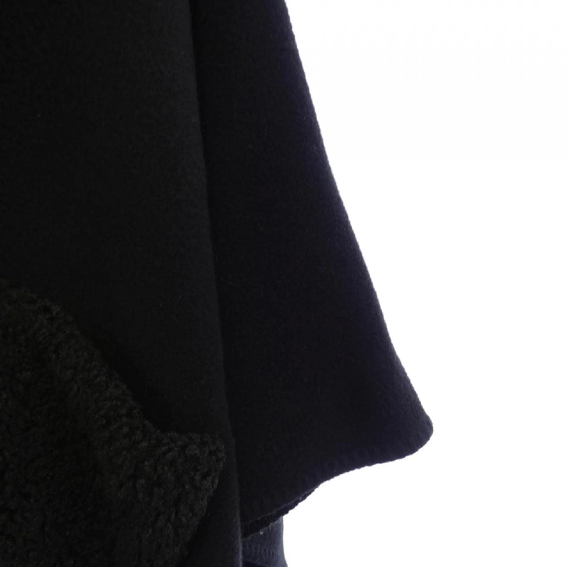 Moncler MONCLER 20933G50400 Cape 629395