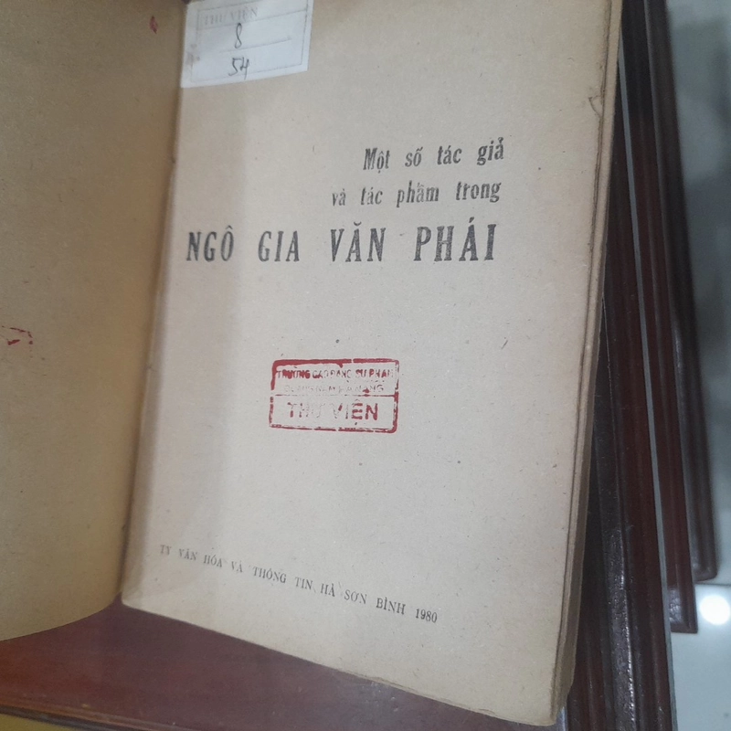 Một số Tác giả và Tác phẩm trong NGÔ GIA VĂN PHÁI 540584