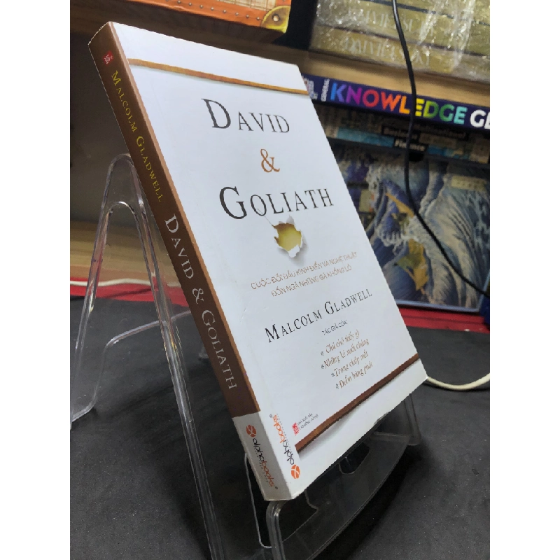 David và Goliath cuộc đối đầu kinh điển và nghệ thuật đốn ngã những gã khổng lồ 2014 mới 75% ố vàng Malcolm Gladwell HPB2306 SÁCH VĂN HỌC 347857