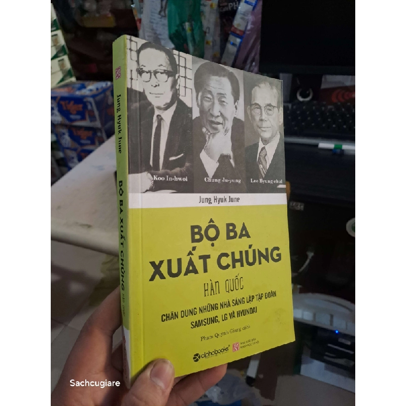 Bộ Ba Xuất Chúng Hàn Quốc - Jung Hyuk June 2016 mới 90% ố nhẹ Sách văn học HCM1004 1007649